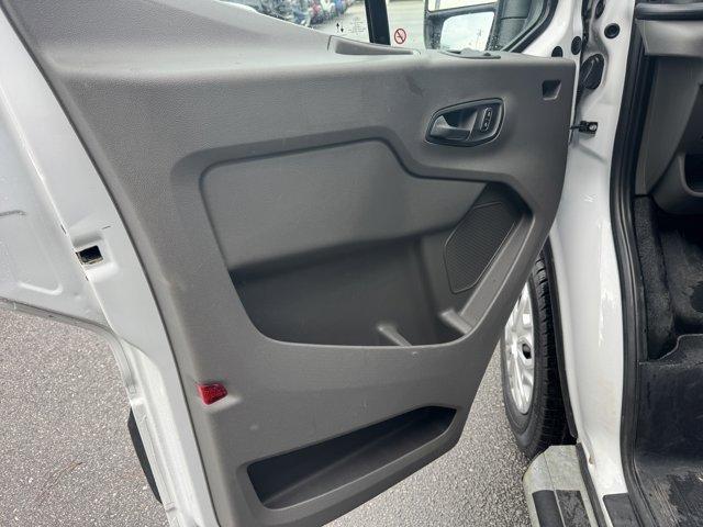 Photo of 2024 Oxford White Ford Transit-250