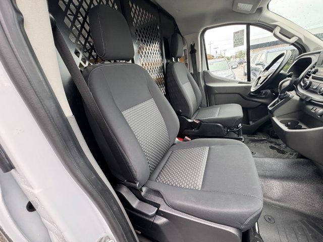 Photo of 2024 Oxford White Ford Transit-250