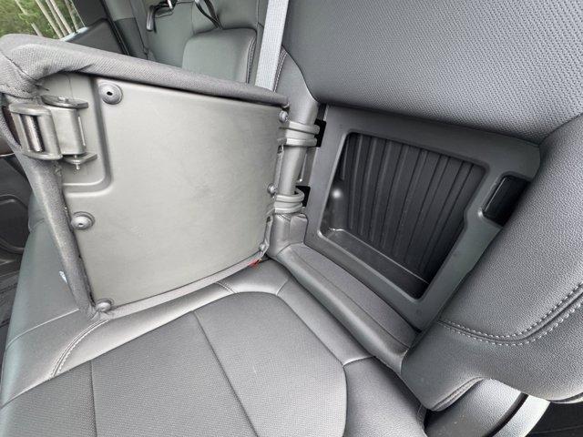 Photo of 2021 Quicksilver Metallic GMC Sierra 1500