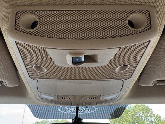 Photo of 2018 White Gold Ford F-150