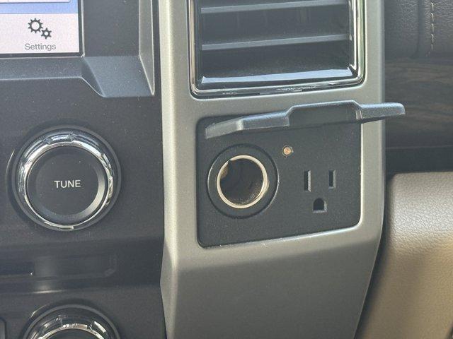Photo of 2018 White Gold Ford F-150