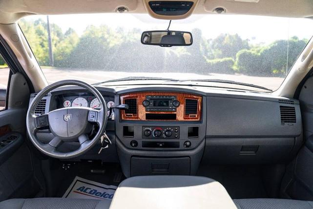 Photo of 2006 Gray Dodge Ram 3500
