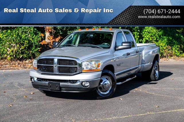 Photo of 2006 Gray Dodge Ram 3500