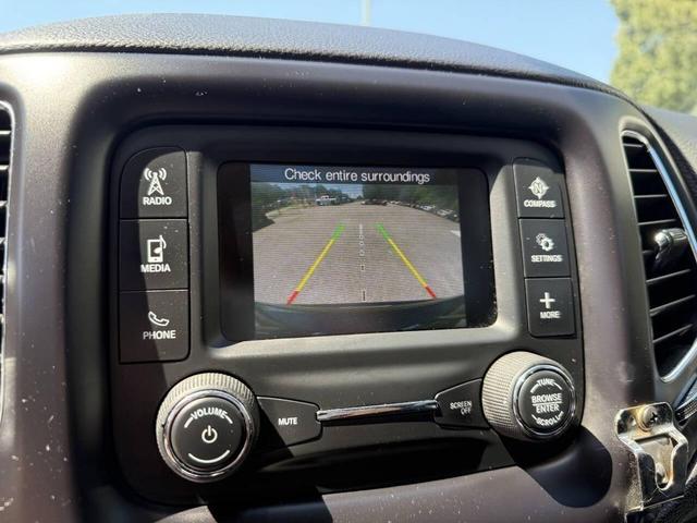 Photo of 2018 Diamond Black Crystal Pearlcoat Jeep Compass