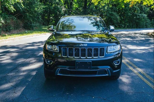 Photo of 2015 Brilliant Black Crystal Pearlcoat Jeep Grand Cherokee
