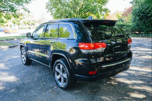 Photo of 2015 Brilliant Black Crystal Pearlcoat Jeep Grand Cherokee