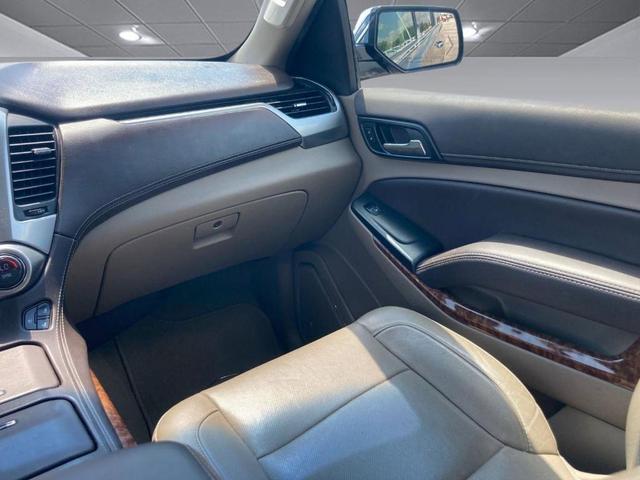 Photo of 2019 Blue Velvet Metallic Chevrolet Suburban