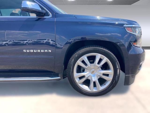 Photo of 2019 Blue Velvet Metallic Chevrolet Suburban