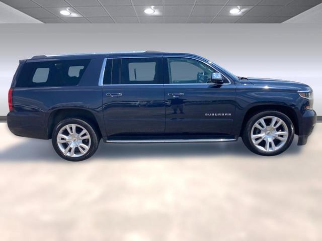 Photo of 2019 Blue Velvet Metallic Chevrolet Suburban