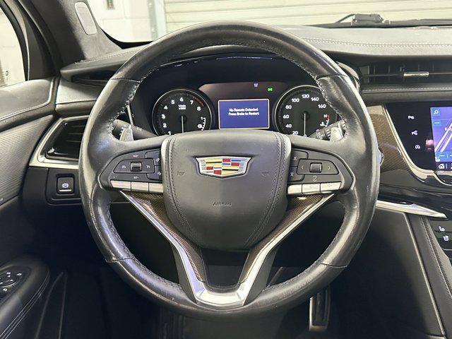 Photo of 2021 Shadow Metallic Cadillac XT6
