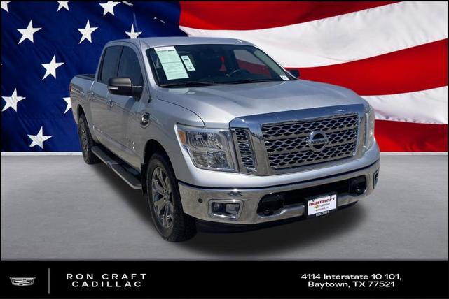 2017 Nissan Titan