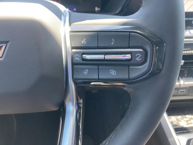 Photo of 2025 Black Chevrolet Colorado