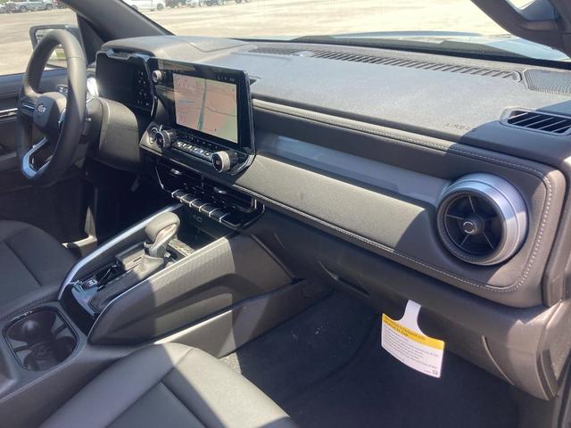 Photo of 2025 Black Chevrolet Colorado