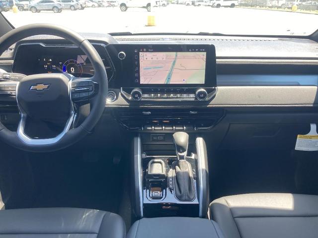 Photo of 2025 Black Chevrolet Colorado