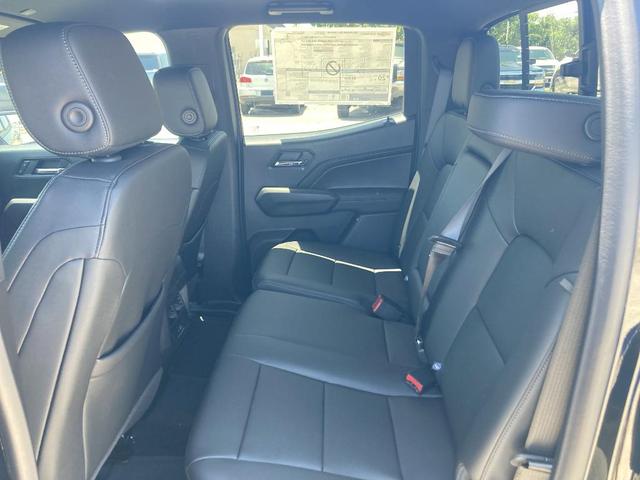 Photo of 2025 Black Chevrolet Colorado