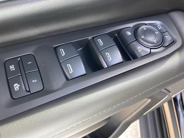 Photo of 2024 Black Chevrolet Tahoe