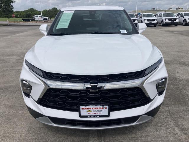Photo of 2023 Summit White Chevrolet Blazer