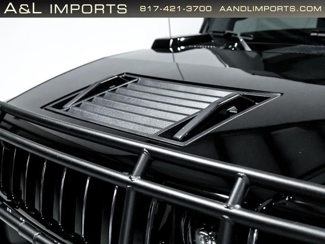 Photo of 2008 Black Hummer H2