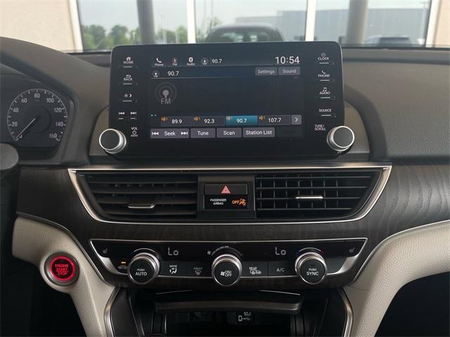 Photo of 2019 Radiant Red Metallic Honda Accord