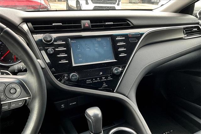 Photo of 2018 Wind Chill Pearl Toyota Camry