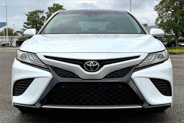 Photo of 2018 Wind Chill Pearl Toyota Camry