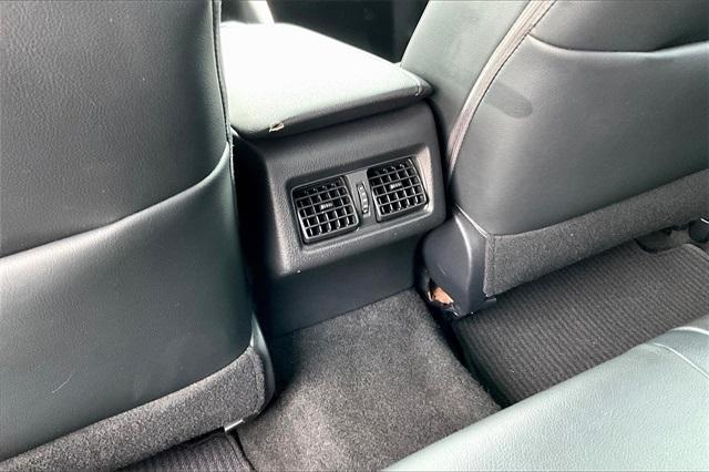 Photo of 2018 Wind Chill Pearl Toyota Camry