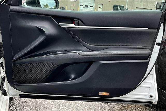 Photo of 2018 Wind Chill Pearl Toyota Camry