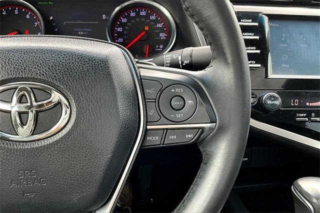 Photo of 2018 Wind Chill Pearl Toyota Camry