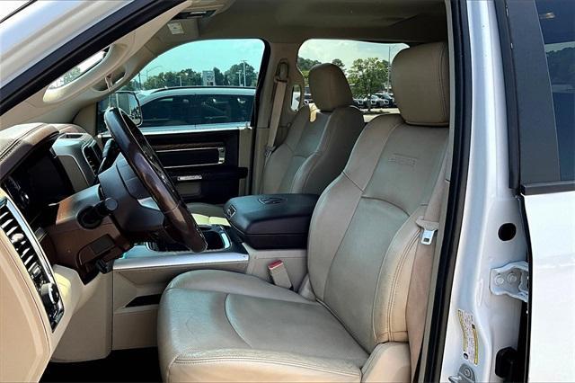 Photo of 2016 Bright White Clearcoat RAM 3500