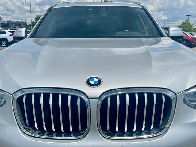 Photo of 2019 Glacier Silver Metallic BMW X3