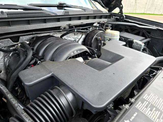 Photo of 2016 Black Chevrolet Silverado 1500