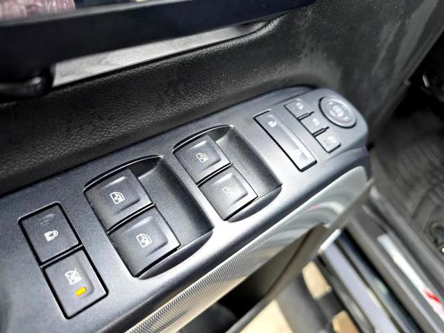 Photo of 2016 Black Chevrolet Silverado 1500