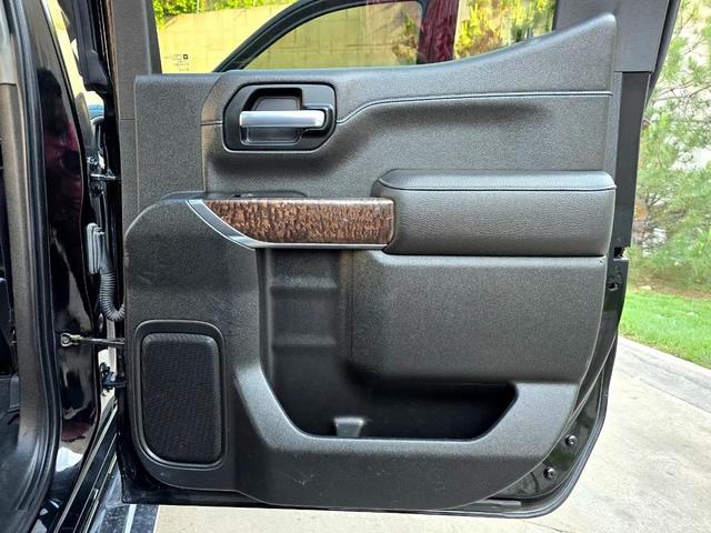 Photo of 2019 Onyx Black GMC Sierra 1500
