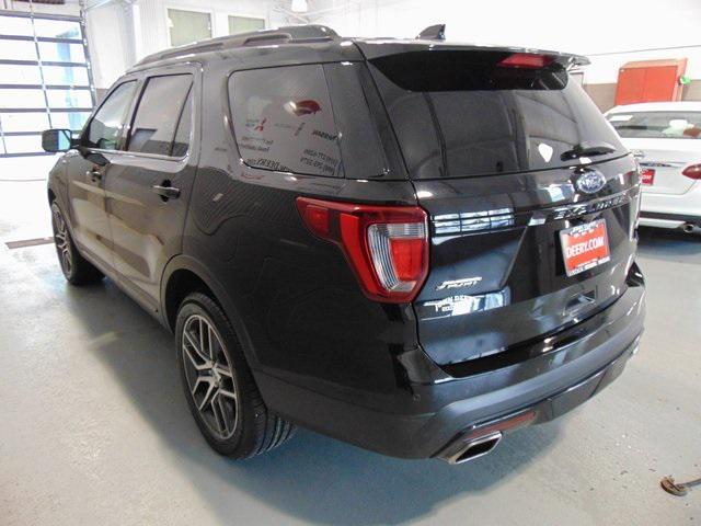 Photo of 2016 Shadow Black Ford Explorer