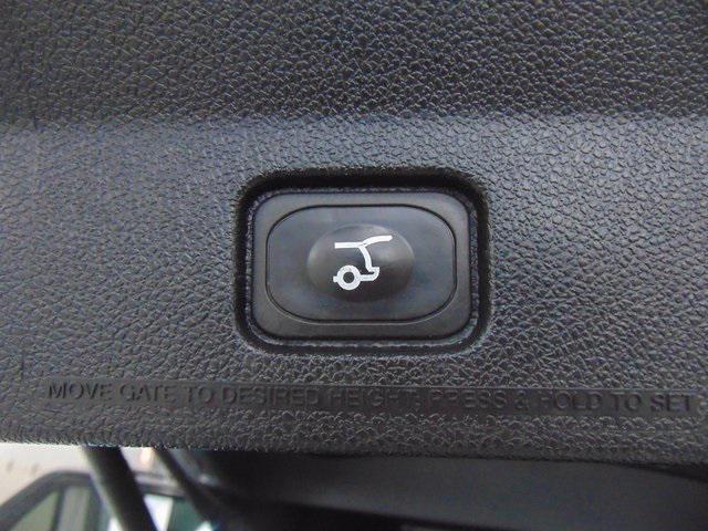Photo of 2016 Shadow Black Ford Explorer