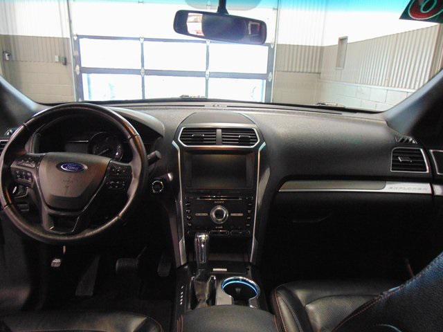 Photo of 2016 Shadow Black Ford Explorer