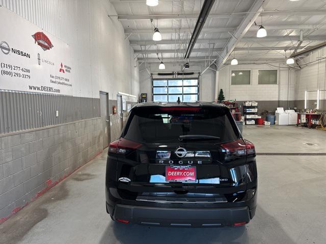 Photo of 2026 Super Black Nissan Rogue