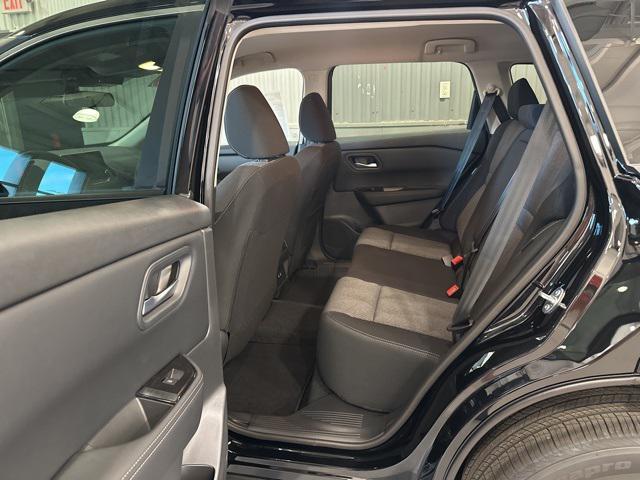 Photo of 2026 Super Black Nissan Rogue