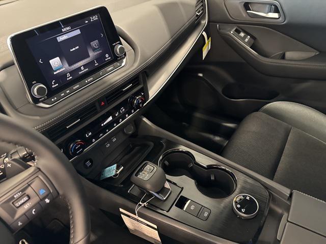 Photo of 2026 Gun Metallic Nissan Rogue