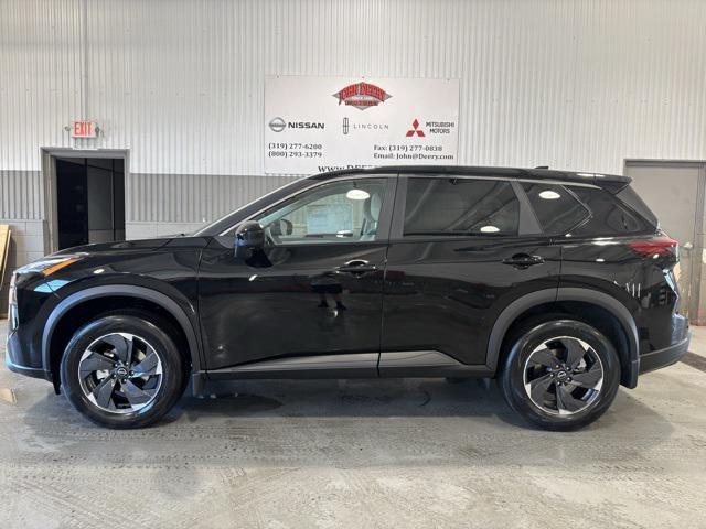 Photo of 2025 Super Black Nissan Rogue