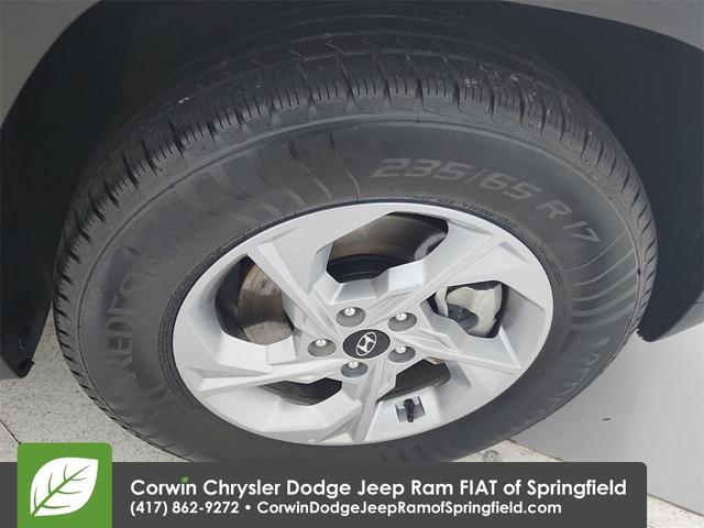 Photo of 2024 Hampton Gray Hyundai TUCSON