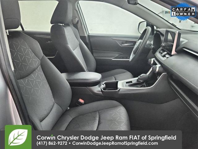 Photo of 2024 Silver Sky Metallic Toyota RAV4