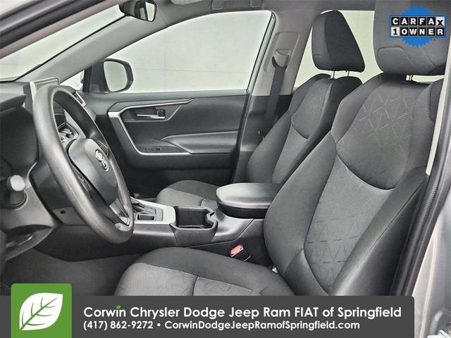 Photo of 2024 Silver Sky Metallic Toyota RAV4