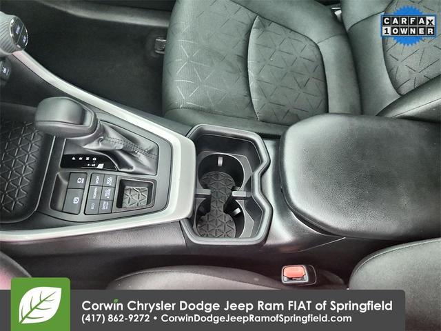 Photo of 2024 Silver Sky Metallic Toyota RAV4