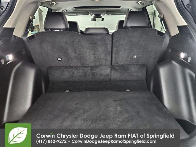 Photo of 2024 Urban Gray Pearl Honda CR-V