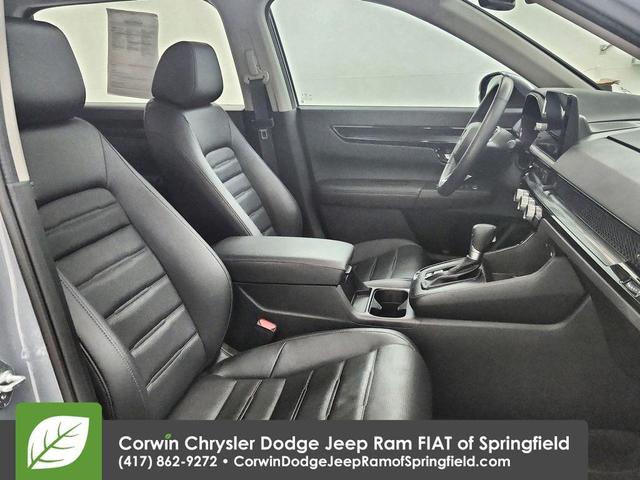 Photo of 2024 Urban Gray Pearl Honda CR-V