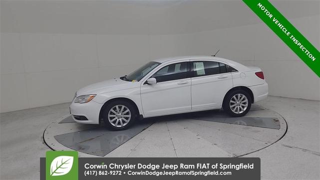 Photo of 2013 Bright White Clearcoat Chrysler 200