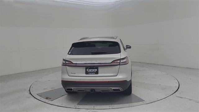 Photo of 2021 Ceramic Pearl Lincoln Nautilus