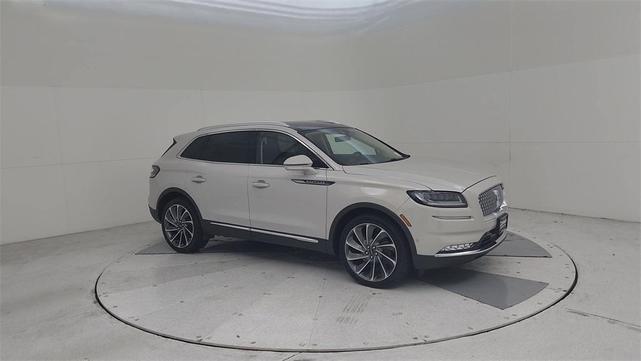 Photo of 2021 Ceramic Pearl Lincoln Nautilus