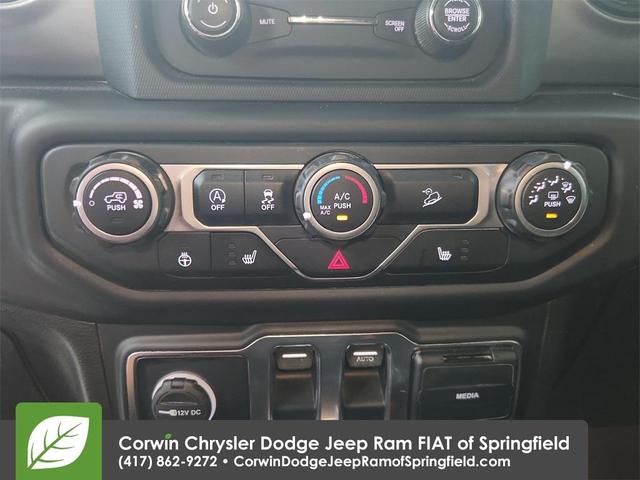 Photo of 2020 Black Clearcoat Jeep Wrangler
